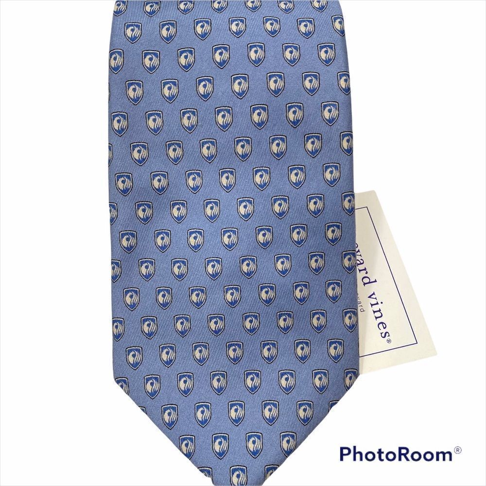NWT Vineyard Vines Martha’s Vineyard Silk Tie